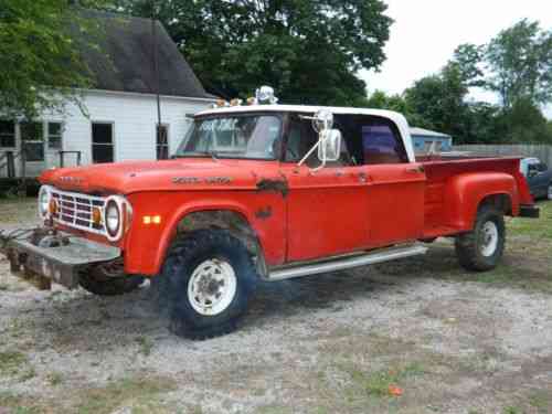 Dodge Power Wagon 1970 | Dodge D-200 Power Wagon Crew: One-Owner Cars ...