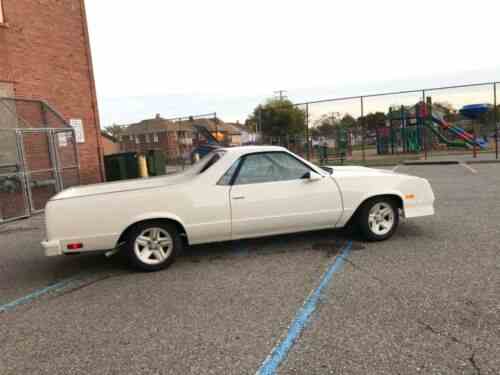 chevrolet-el-camino-1979-79-el-camino-white-with-red-one-owner-cars