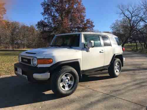 Toyota Fj Cruiser 2010 For Sale Is A Toyota Fj Low Low Miles