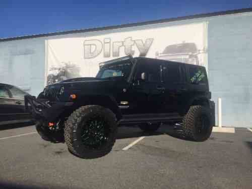 Jeep Wrangler Sahara 2013